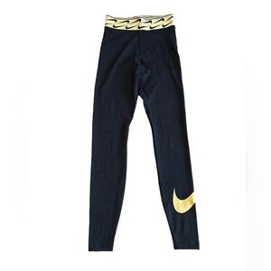 Nike Women’s Leggings Black/Gold Size XS